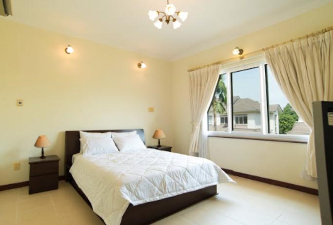 Lakeview Villa