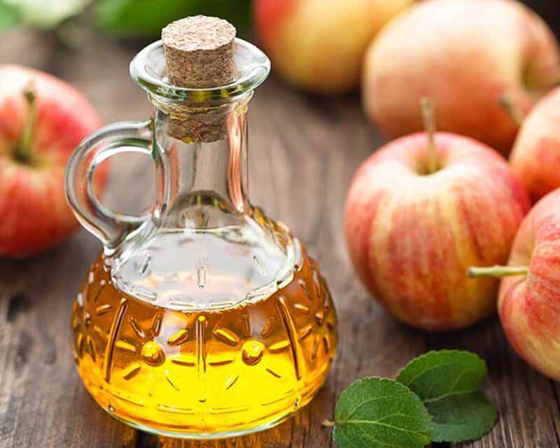 Giấm táo với công dụng làm sạch đồng hồ đến bất ngờ