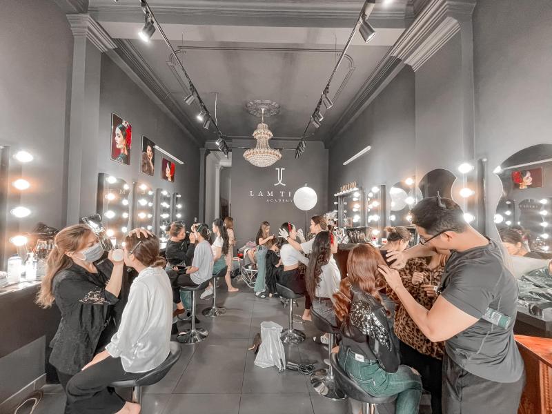 Lâm Tino Makeup