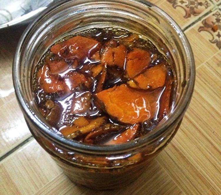 Nghệ tươi ngâm mật ong có tác dụng làm trắng da