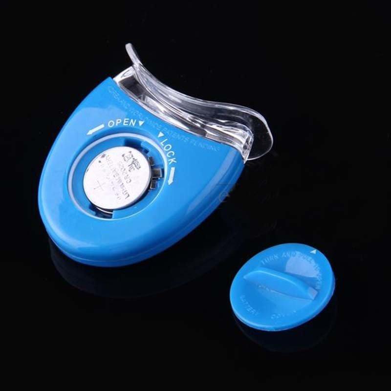 Các nàng có thể tham khảo một số loại máy làm trắng răng uy tín trên thị trường