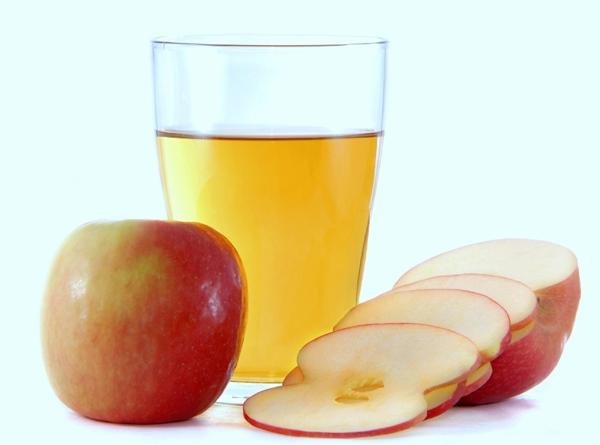 Cách làm trắng răng với giấm táo