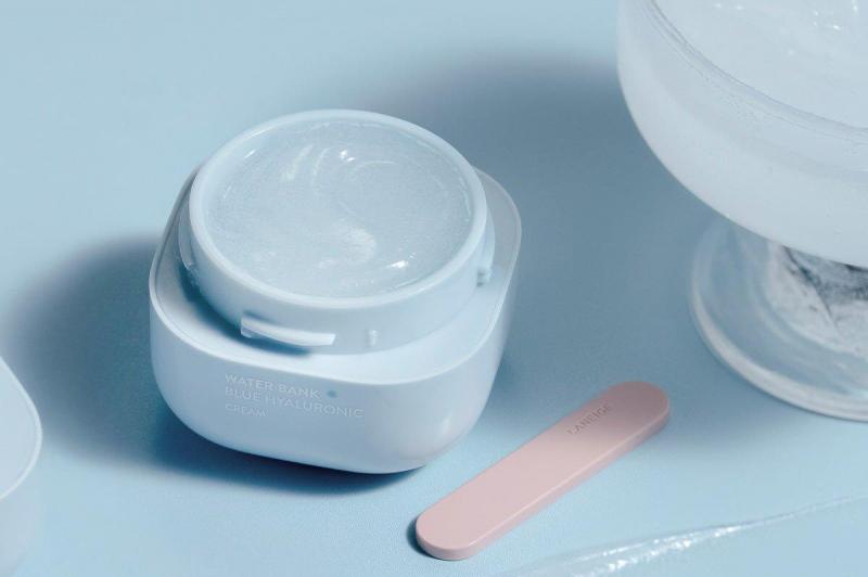 ﻿Laneige Water Bank Blue HA Cream Oily