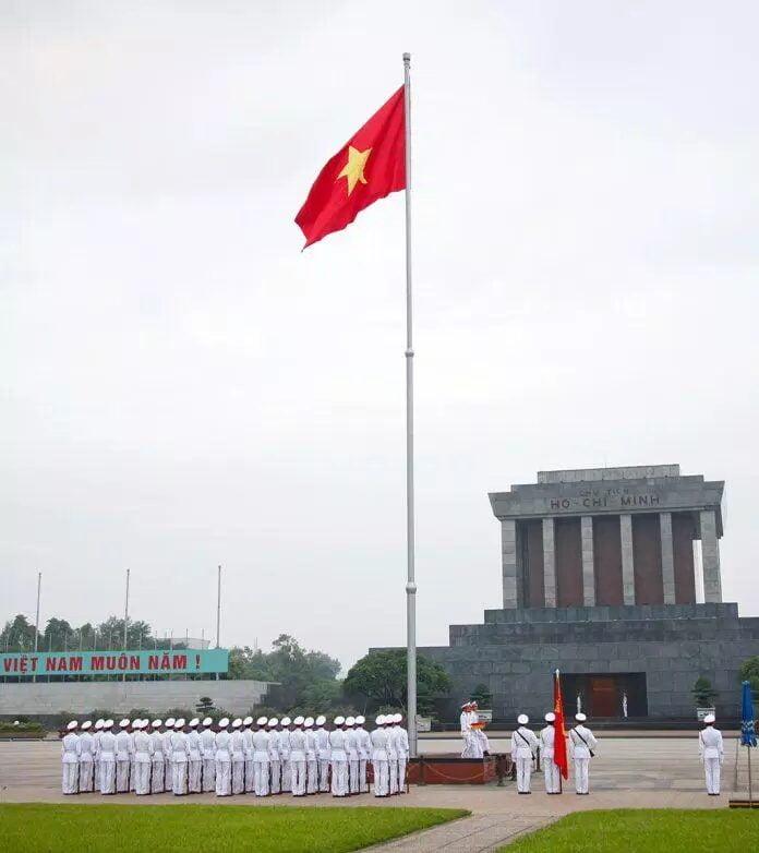 Viếng  lăng  Bác