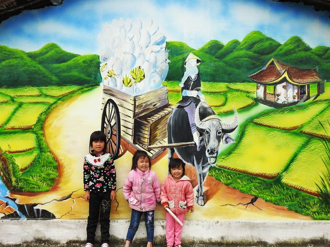 Làng bích họa người Dao - Quảng Ninh