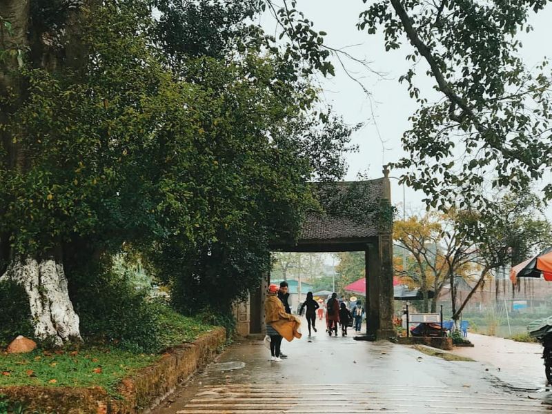Làng cổ Đường Lâm