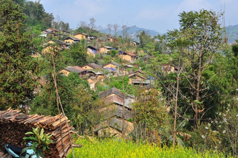 Làng cổ Thiên Hương