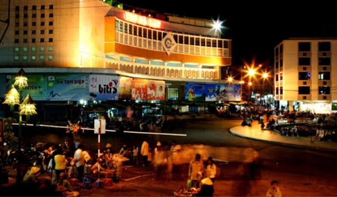 Chợ đêm Đà Lạt