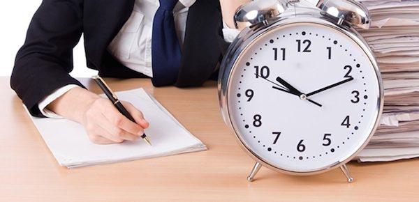 Lên lịch cho những công việc ưu tiên, cần phải làm trong ngày sẽ giúp bạn ghi nhớ, không bỏ sót và có ý tưởng cho việc thực hiện tốt nhất.