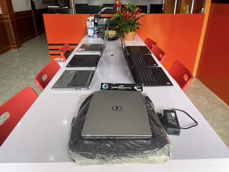 Laptop Alpha