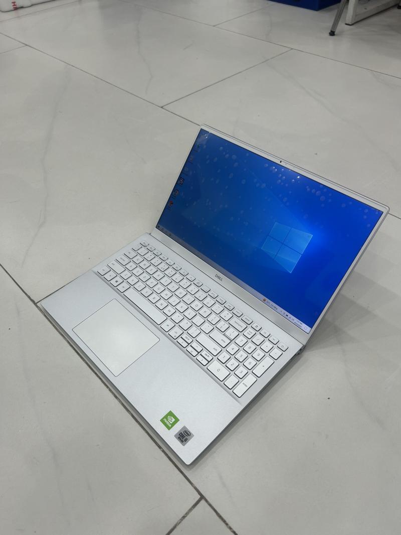 Laptop Danh Phong