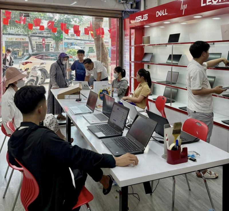 Laptop Kim Anh