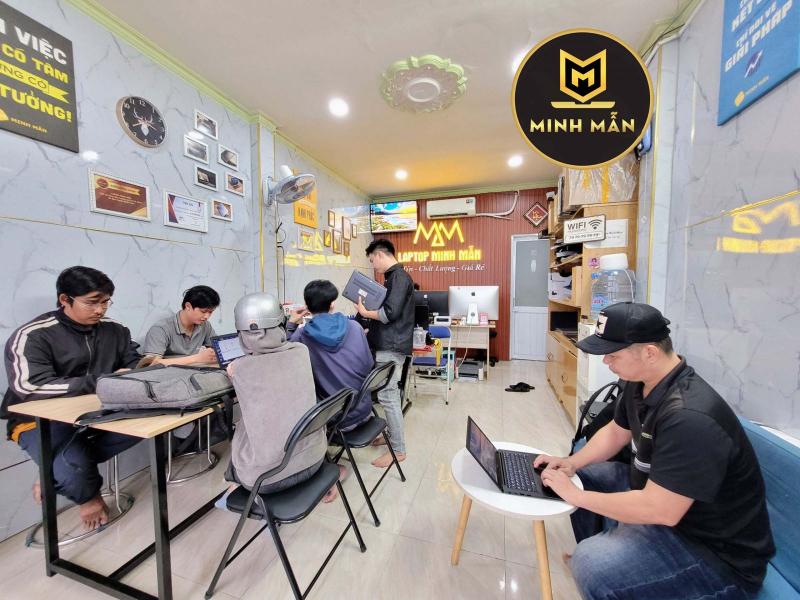 Laptop Minh Mẫn