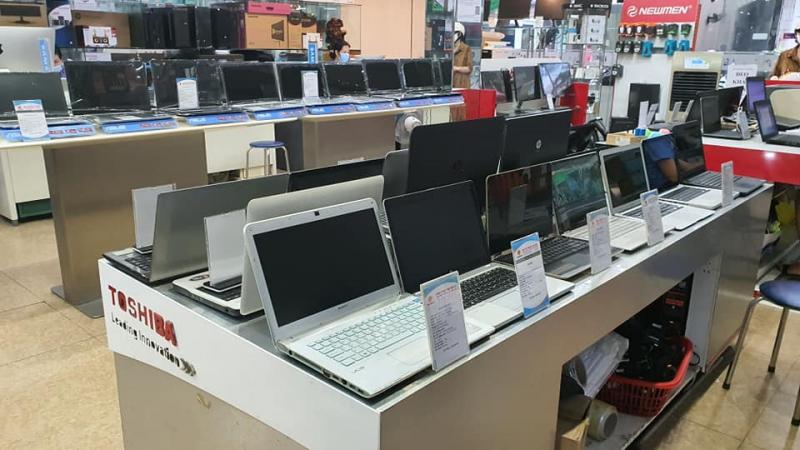Laptop Sơn Đạt