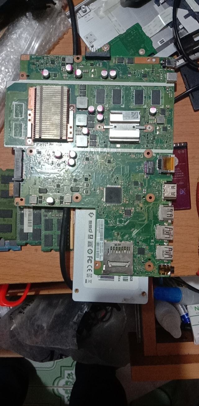 Laptop Xuân Hòa BK