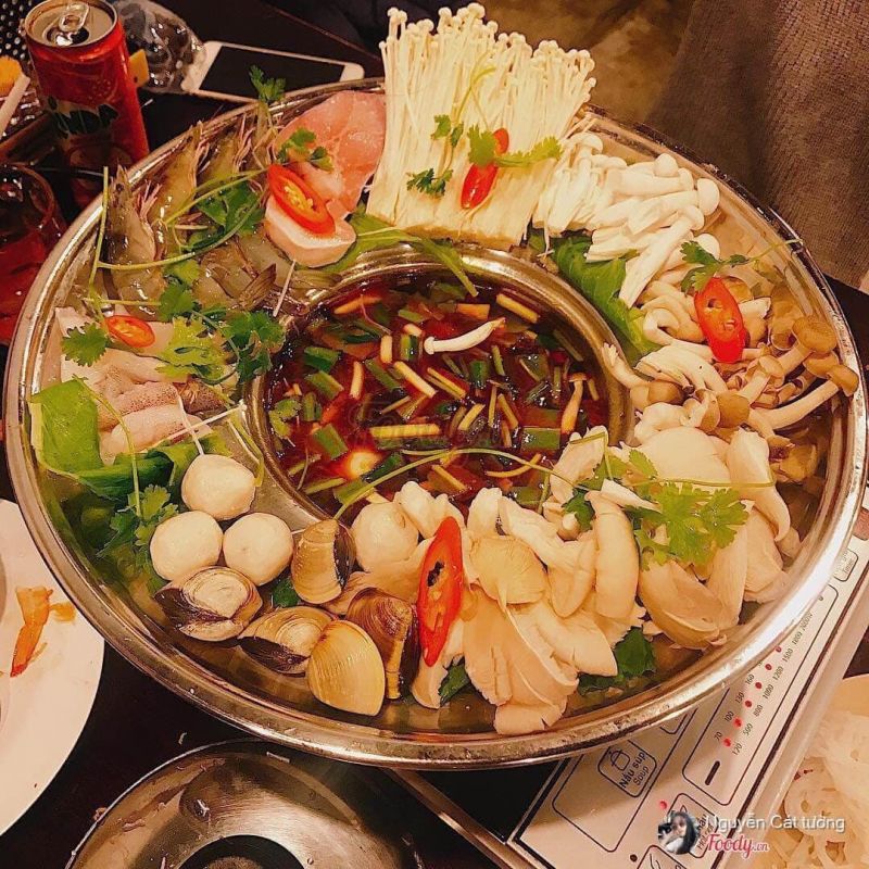 Nhà hàng Tân 79