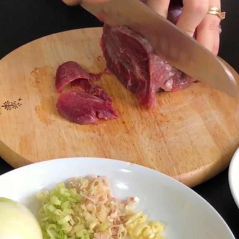 Lẩu bò nấu chao
