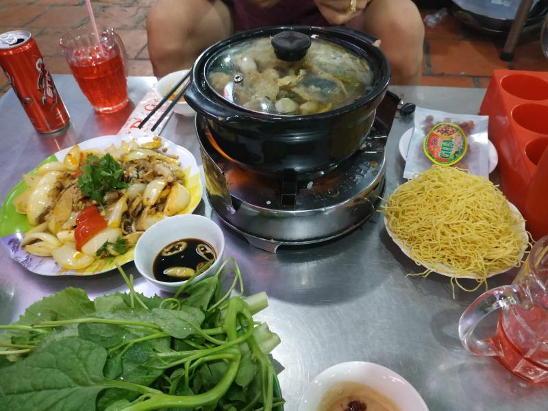 Lẩu bò Phú Gia