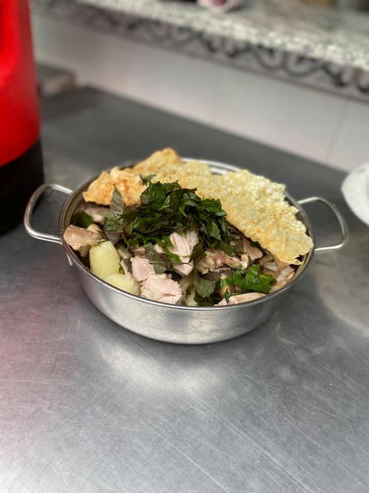Lẩu bò Quân