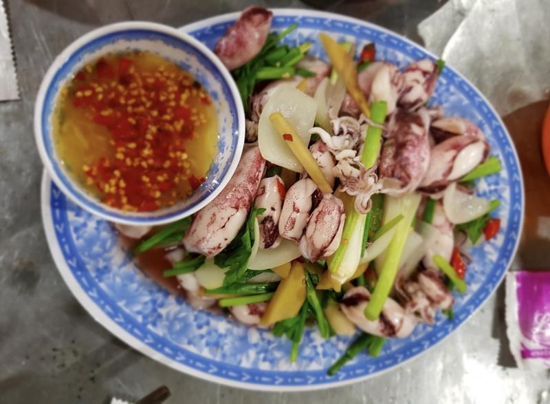 Mực xào Lẩu Cá Thanh Trúc