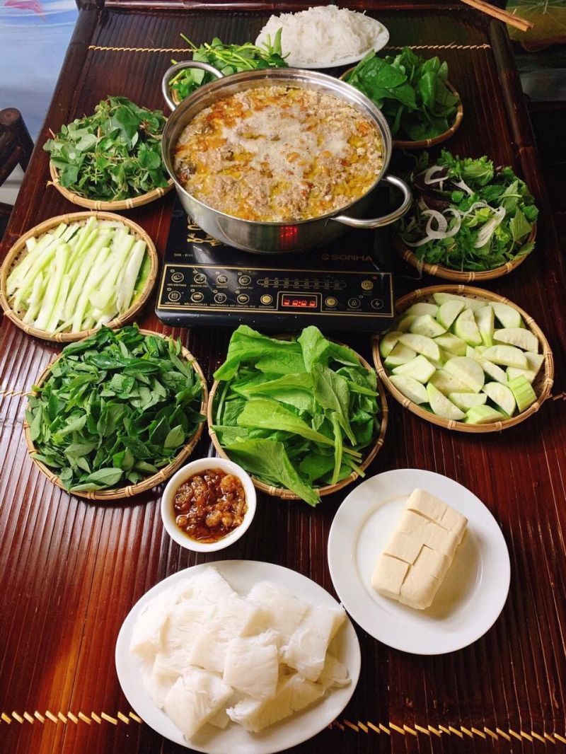 Lẩu Cua Đồng 685 - Lạc Long Quân