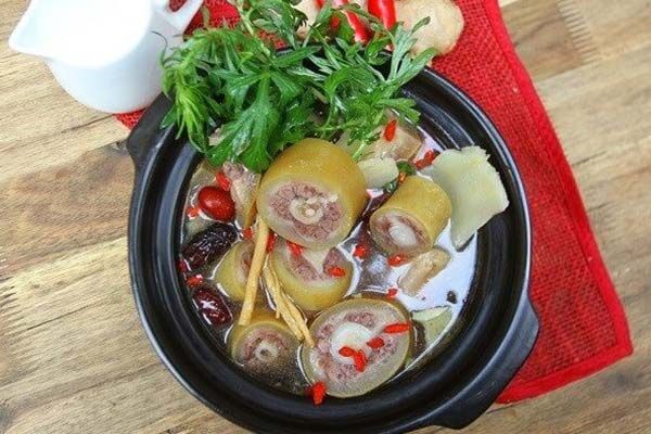 Lẩu đuôi bò