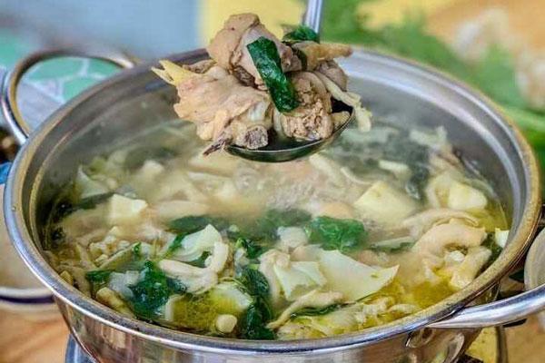 Lẩu Gà Lá É Phú Yên - Hội Ngộ