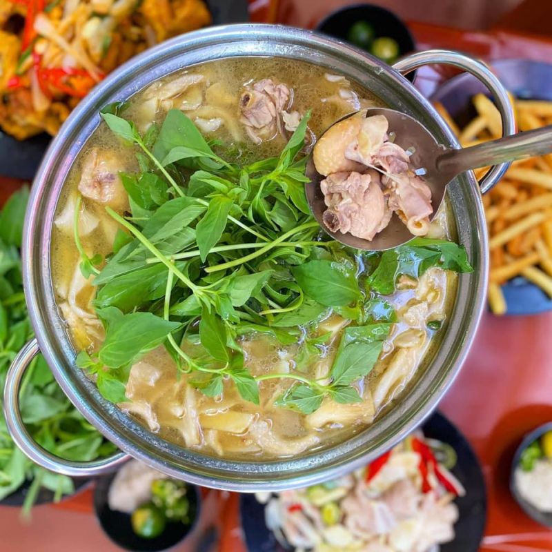 Lẩu Gà Lá É Tao Ngộ Đà Lạt