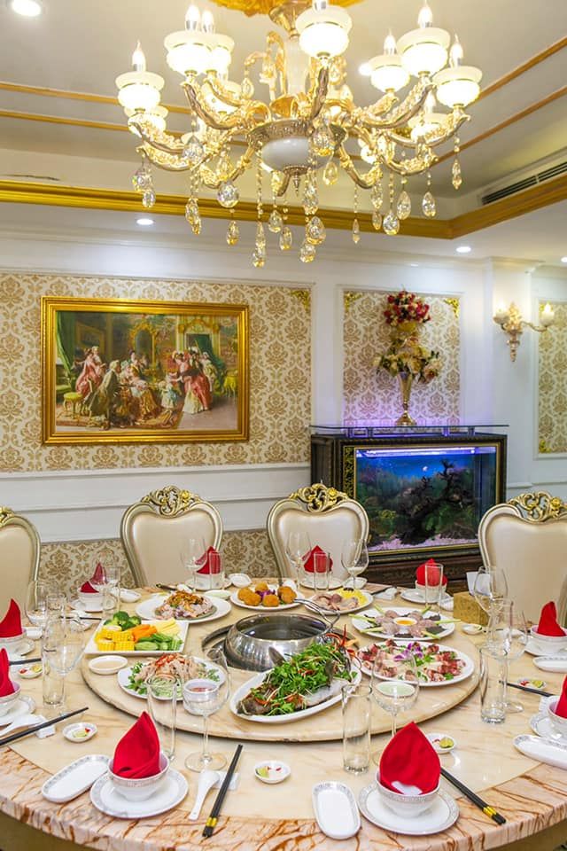 Lẩu Hấp Tân Hoàng Gia