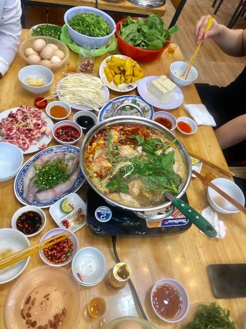Lẩu Hồng 69