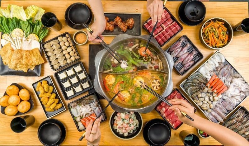 Những nồi lẩu nghi ngút khỏi không thể thiếu vào mùa đông