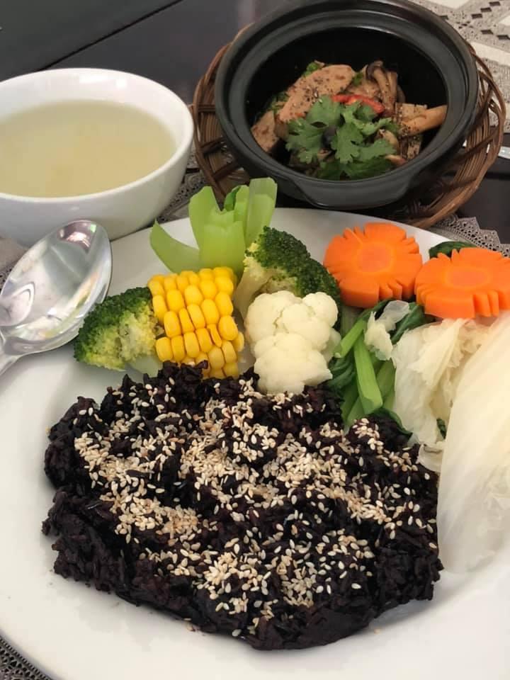 Lẩu nấm Chay An Nhiên