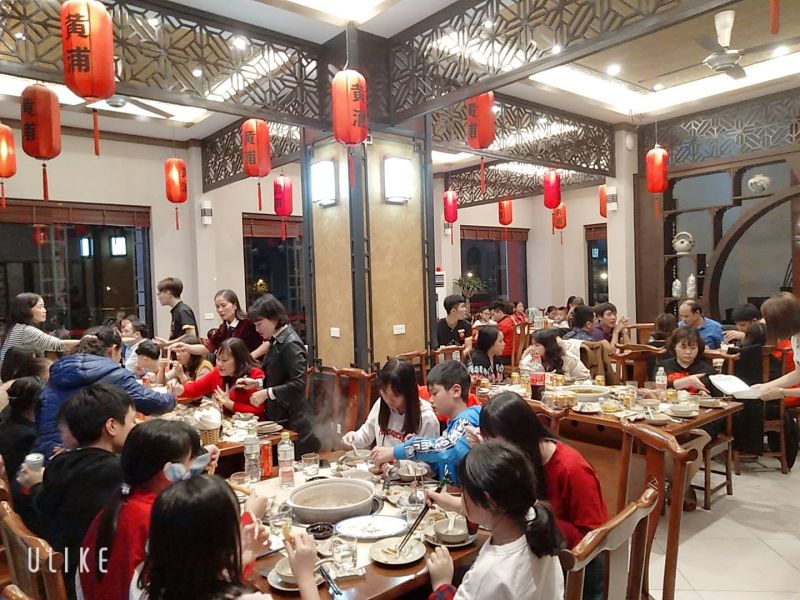 Lẩu Nấm Hoàng Phố