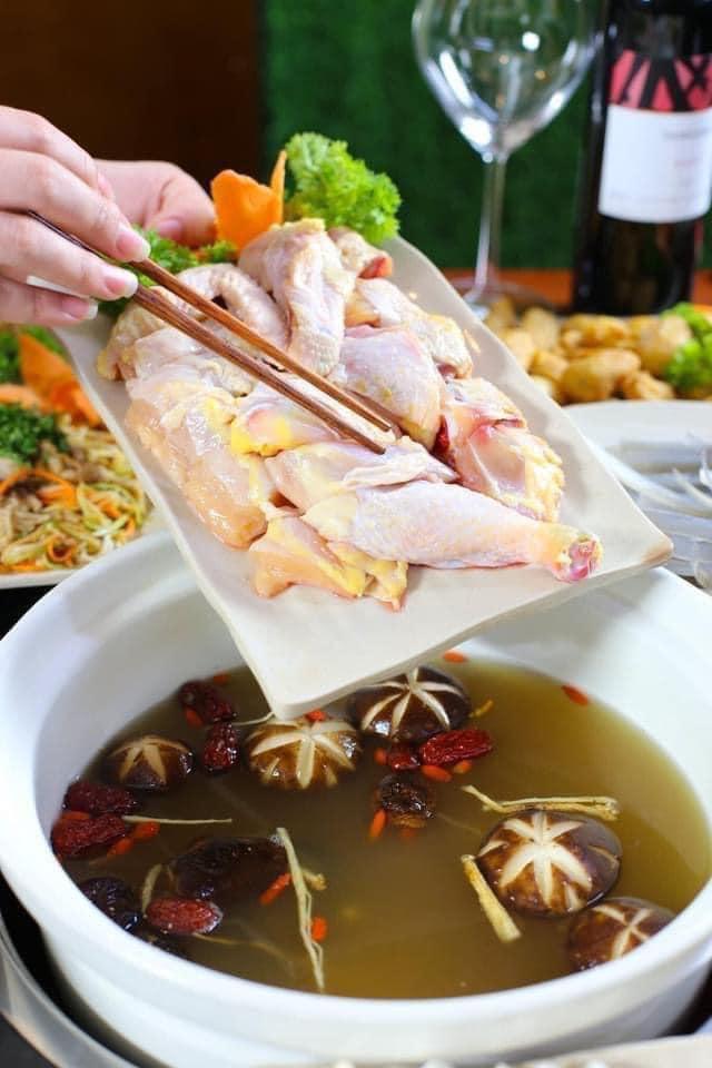 Lẩu Nấm Trần Phố