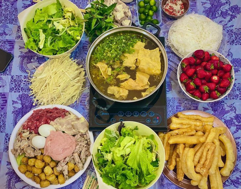 Lẩu Riêu 66 Phó Đức Chính