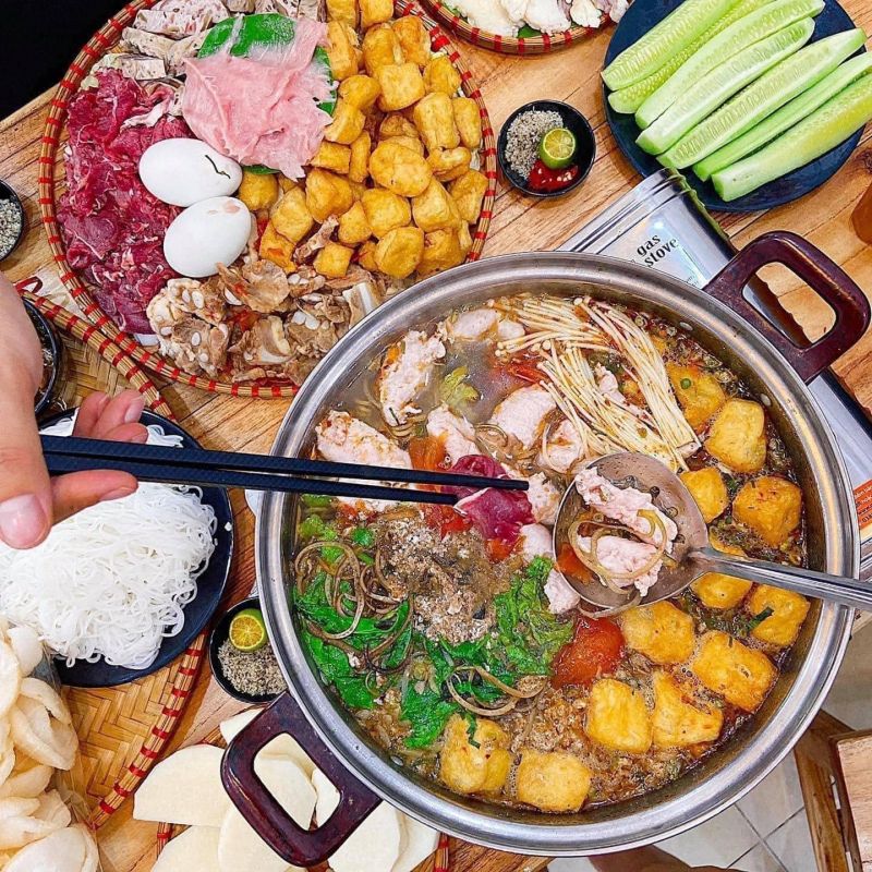 Lẩu Riêu 66 Phó Đức Chính