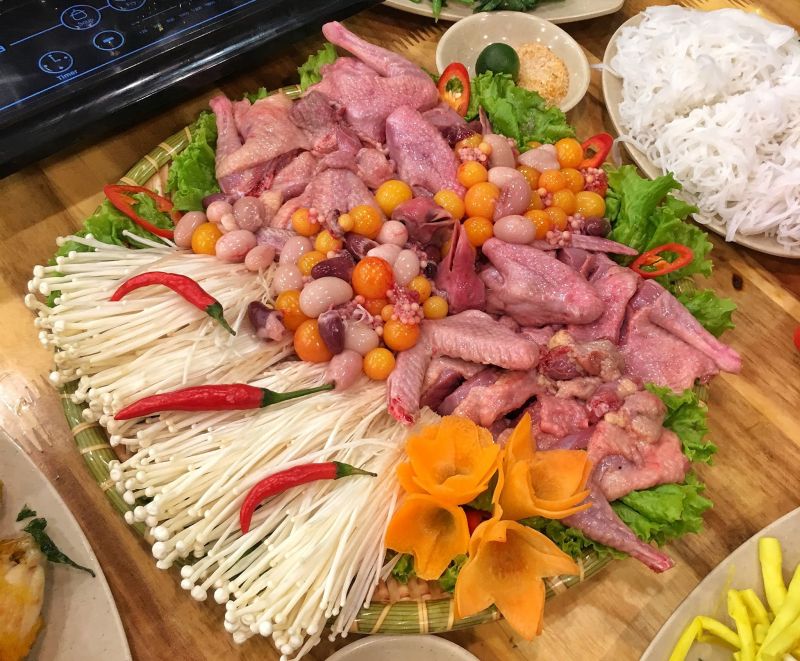 Lẩu Sơn Tùng