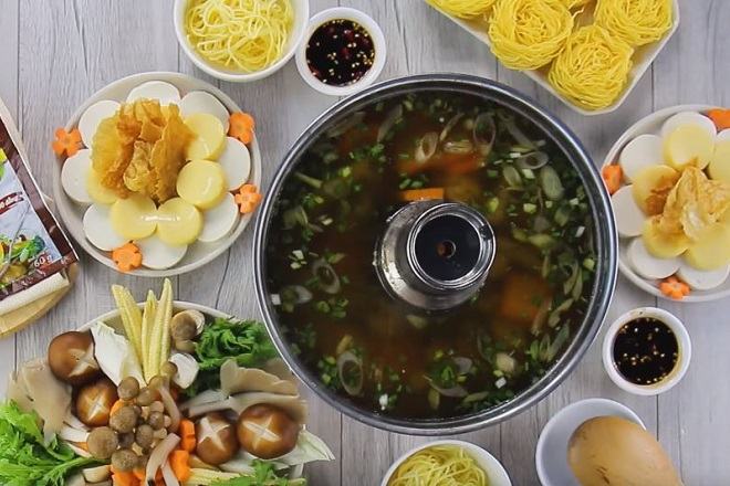 Lẩu thập cẩm chay