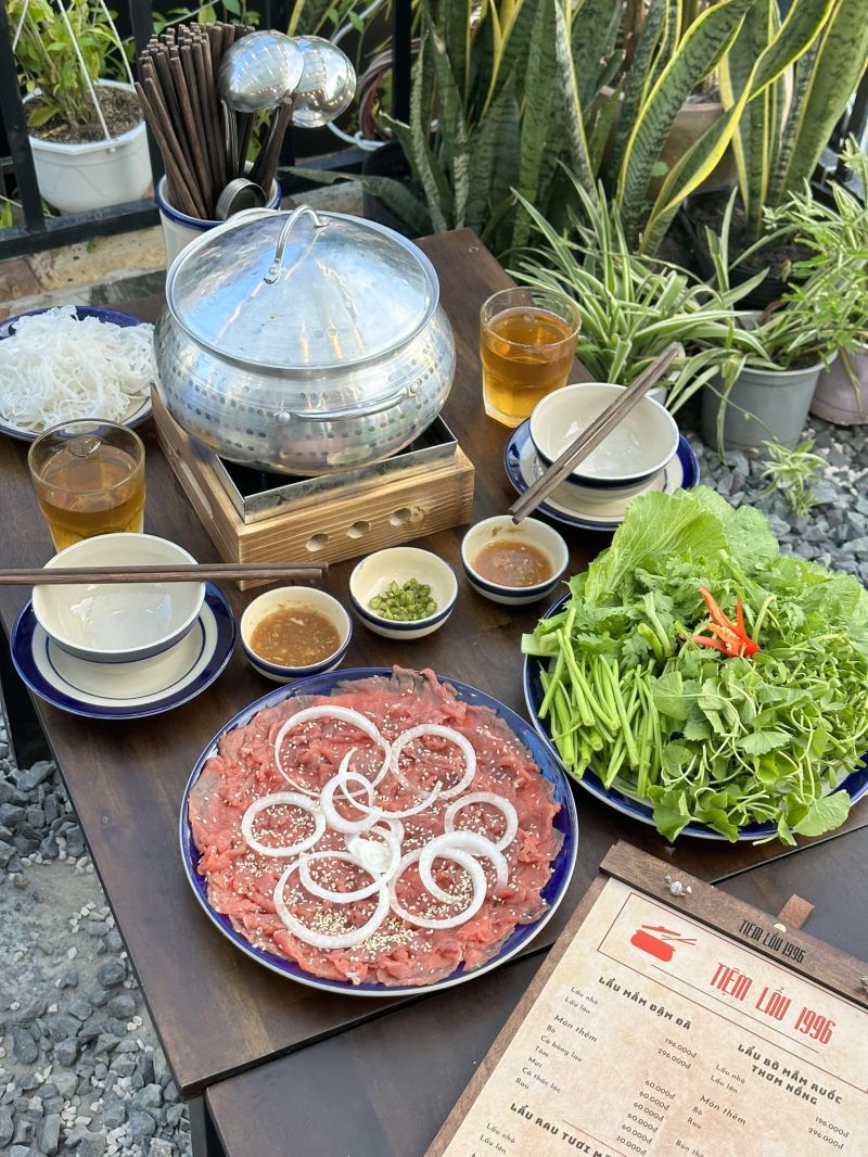 Lẩu - Tiệm Lẩu 1996