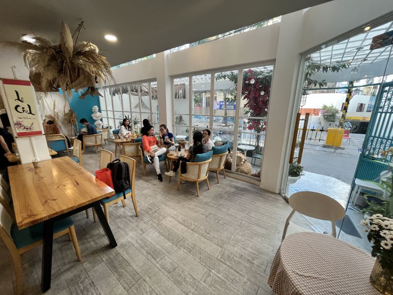 Le Ciel Cafe