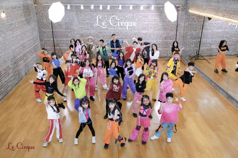 Le Cirque Dance Studio
