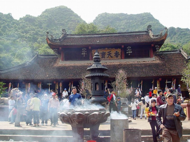 Lễ hội Chùa Hương