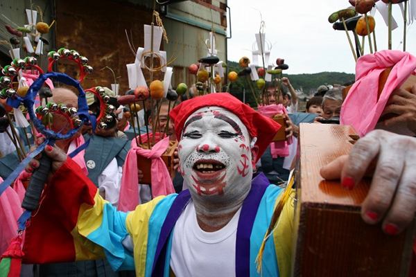 Lễ hội Cười (Warai Matsuri/ Nyu Matsuri)