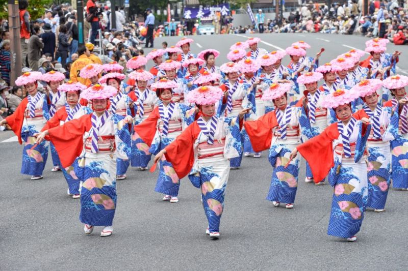 Lễ Hội Nón Hoa