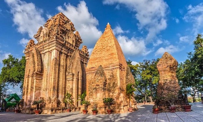 Quần thể Tháp Bà Pô Nagar - nơi diễn ra lễ hội Tháp Bà Pô Nagar