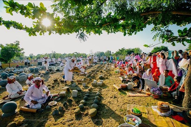 Độc đáo Lễ tảo mộ trong Lễ Ramadan của người Chăm Islam