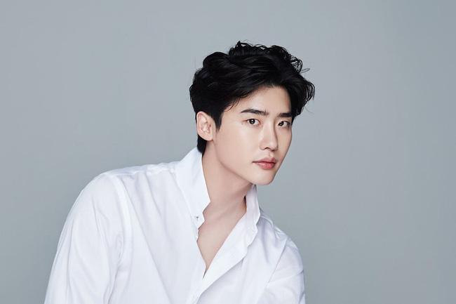 Lee Jong Suk