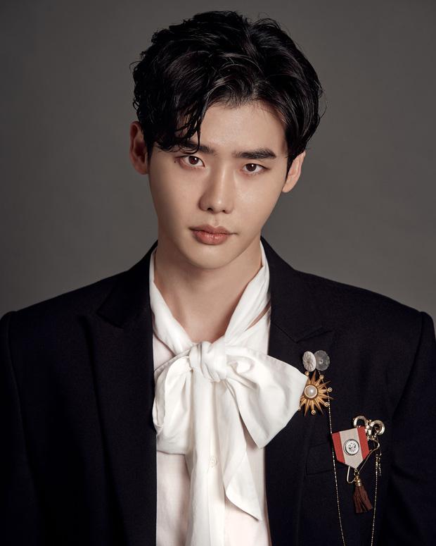 Lee Jong Suk