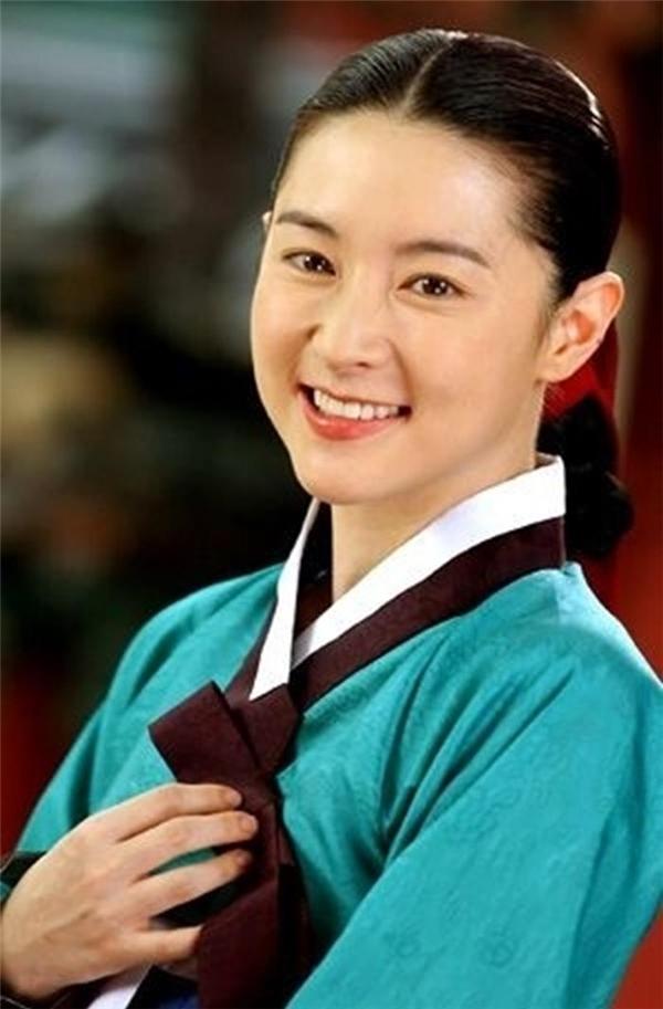 Lee Young Ae