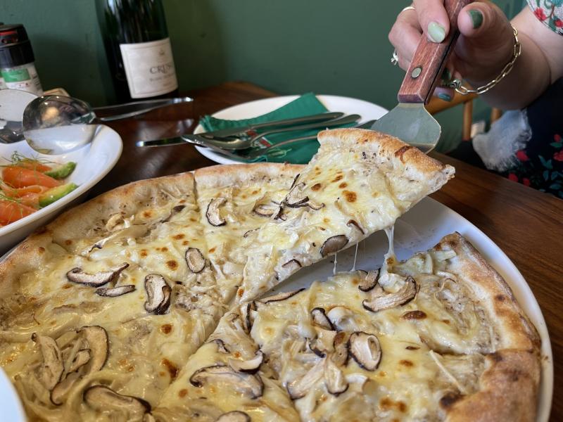 Lee's Pizza House